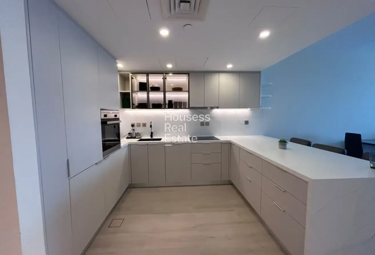 FULLY UPGRADED | HUGE SIZE | READY TO MOVE
