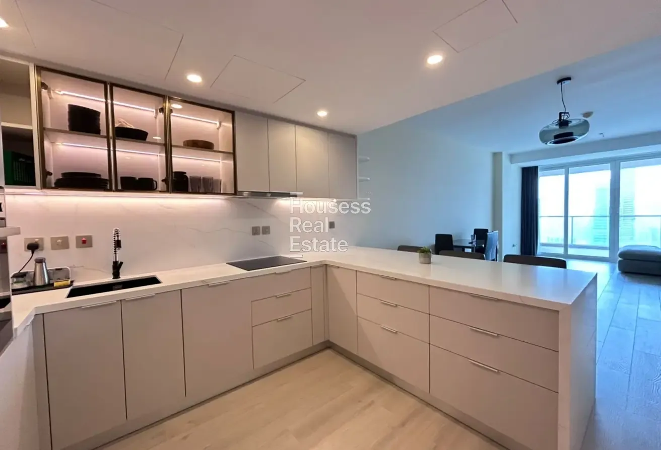 FULLY UPGRADED | HUGE SIZE | READY TO MOVE
