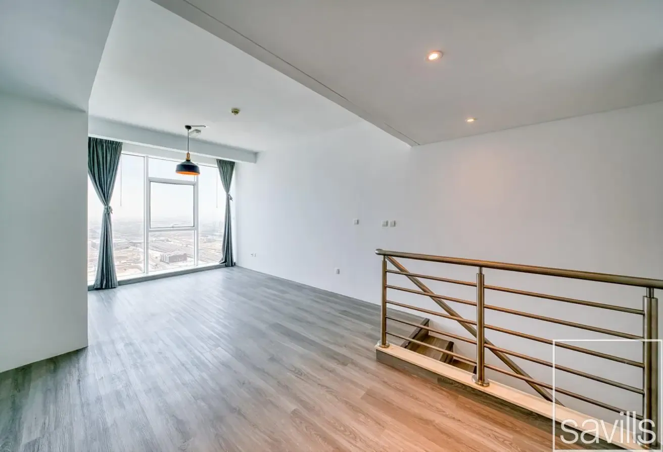 Duplex | Loft Style |Central | High Floor | Vacant
