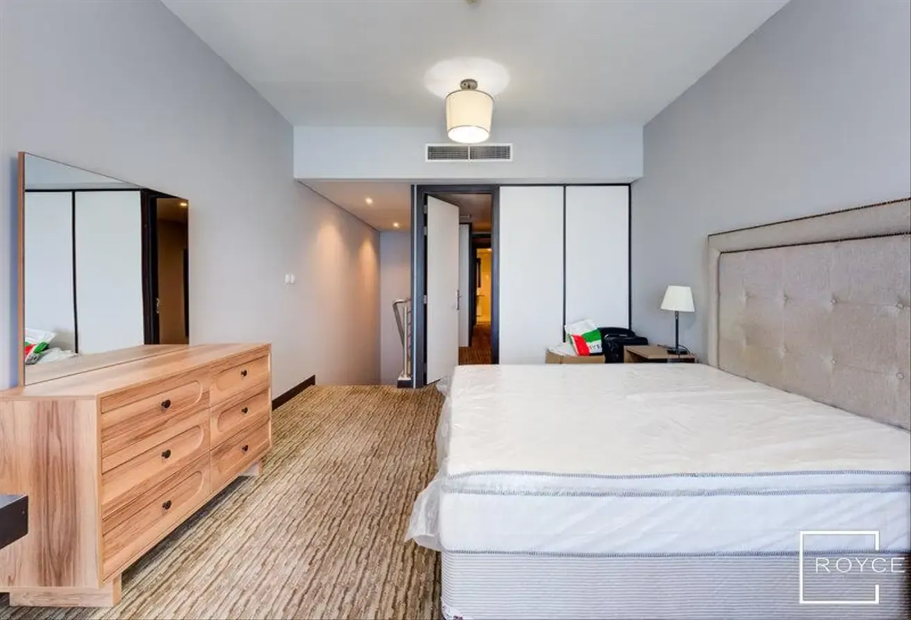 Skyline Views | Spacious 1BR | High Floor