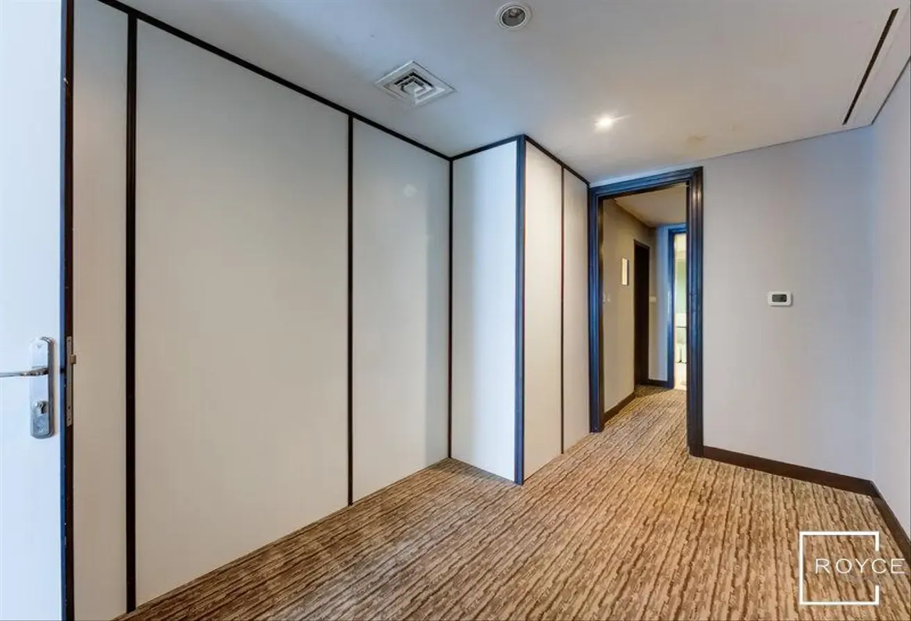 Skyline Views | Spacious 1BR | High Floor