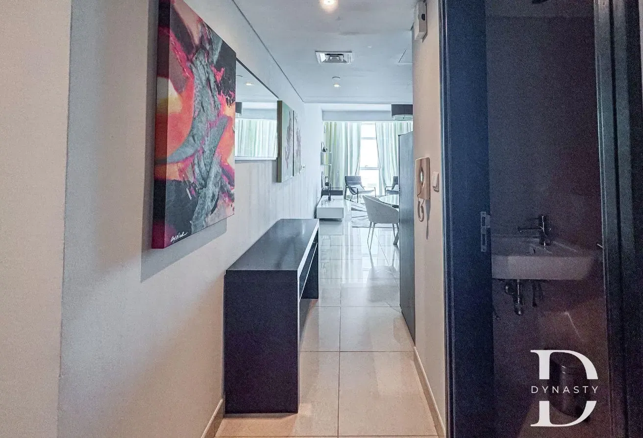 Furnished | Prime Location | 1BR  Duplex
