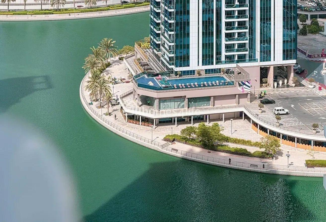 1 Bed Room | Spacious | Near Metro | Balcony