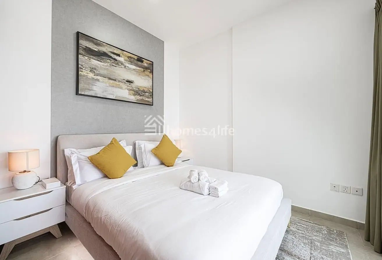 1 Bed Room | Spacious | Near Metro | Balcony