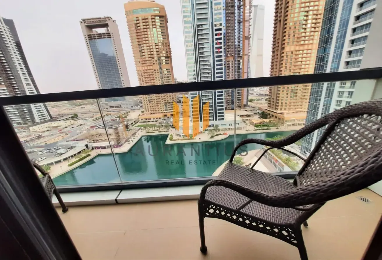Lake View | Close to Metro | Fully Furnished