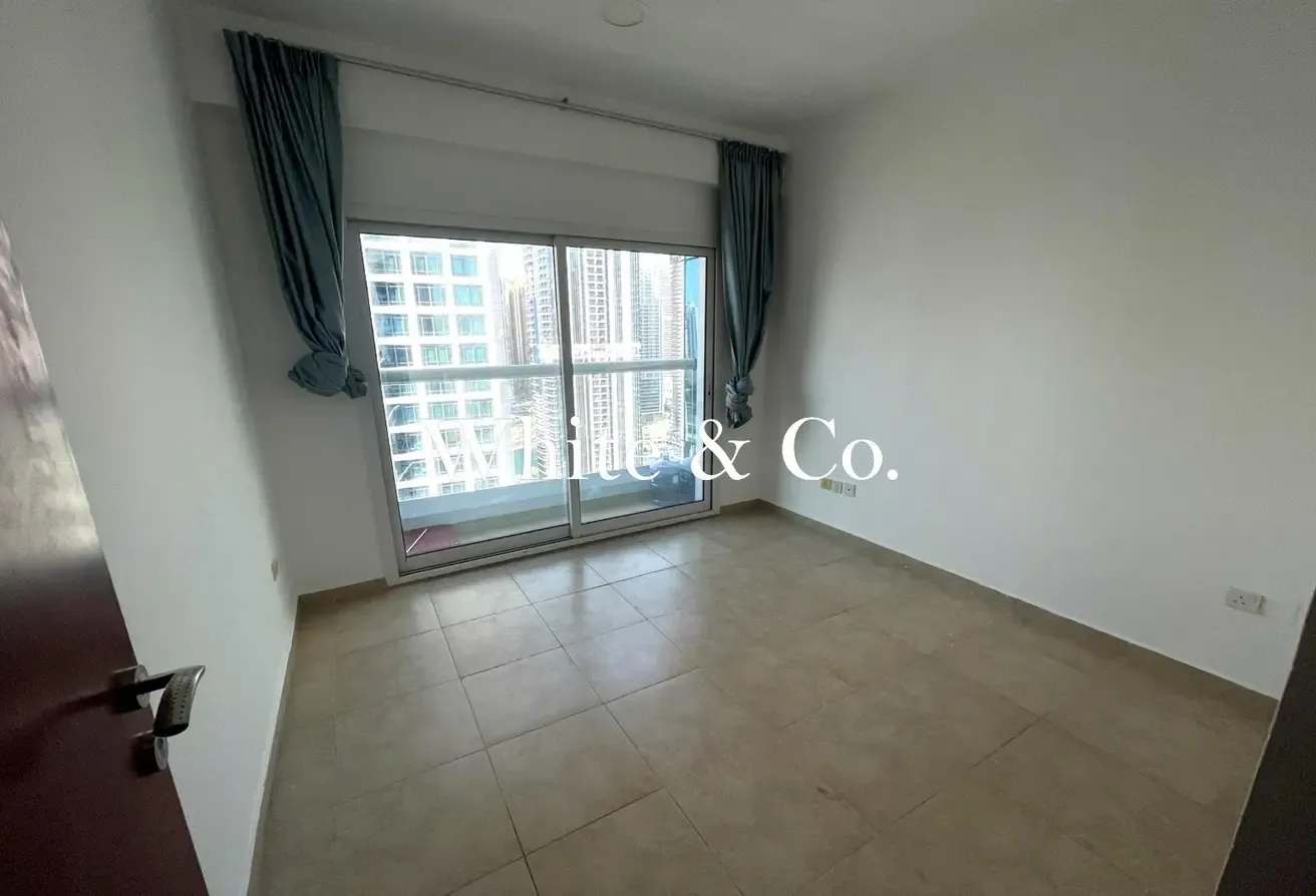 Vacant Unit | High Floor |  Lake Views