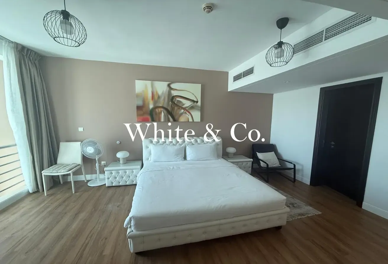 Upgraded | Duplex | Vacant on Transfer