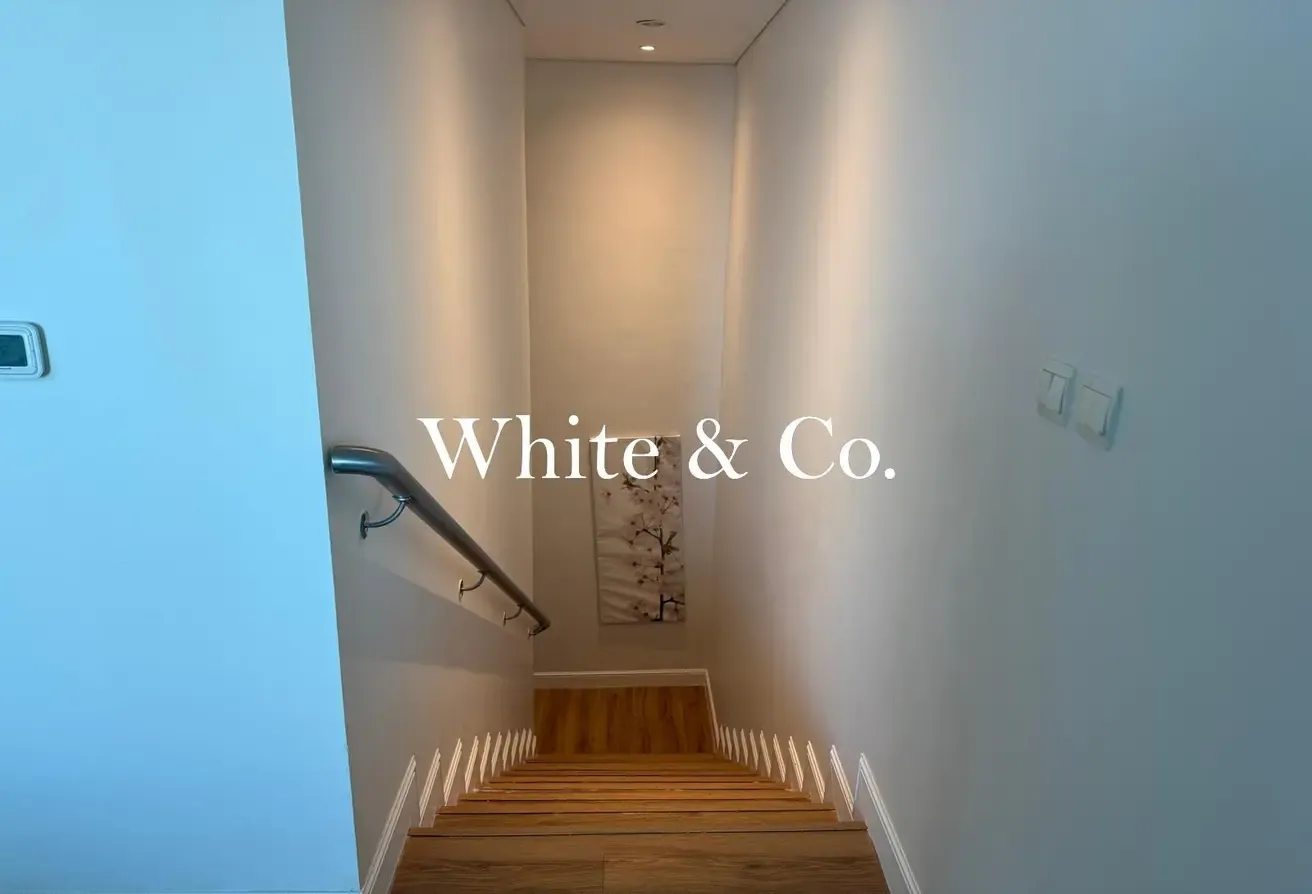Upgraded | Duplex | Vacant on Transfer