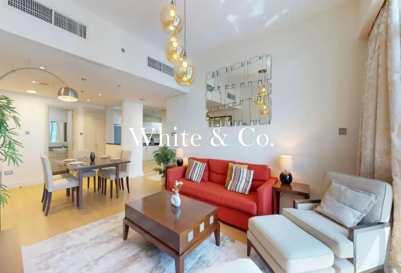 Upgraded | Fully Furnished | High Floor