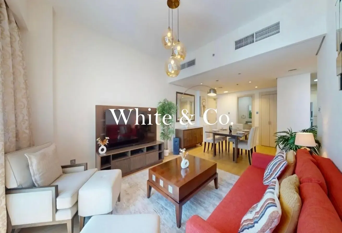 Upgraded | Fully Furnished | High Floor