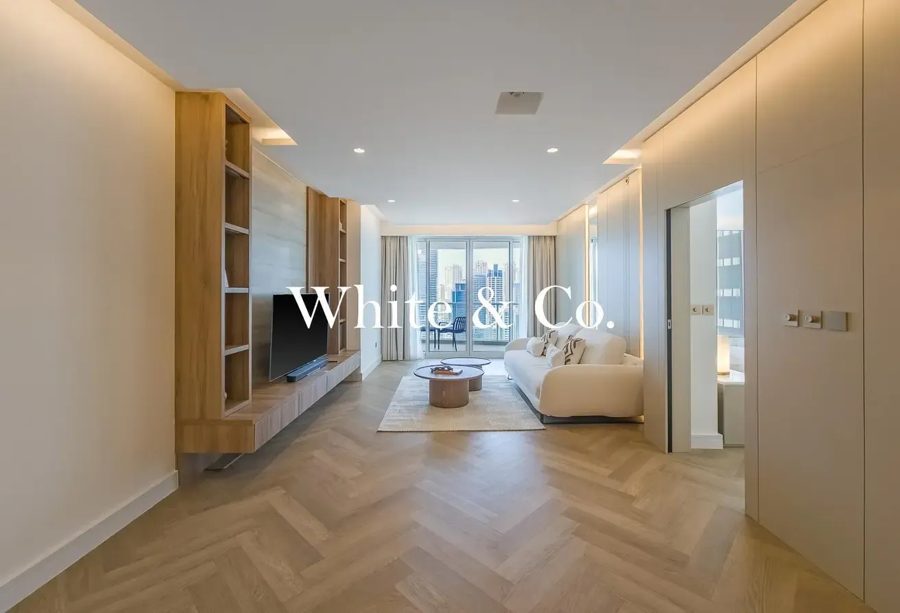 Fully Upgraded | Lake View | Tenanted