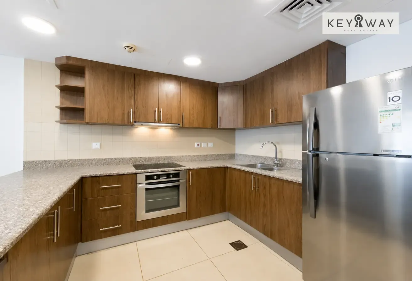 Spacious 1-Bedroom | Huge Balcony | Mid Floor