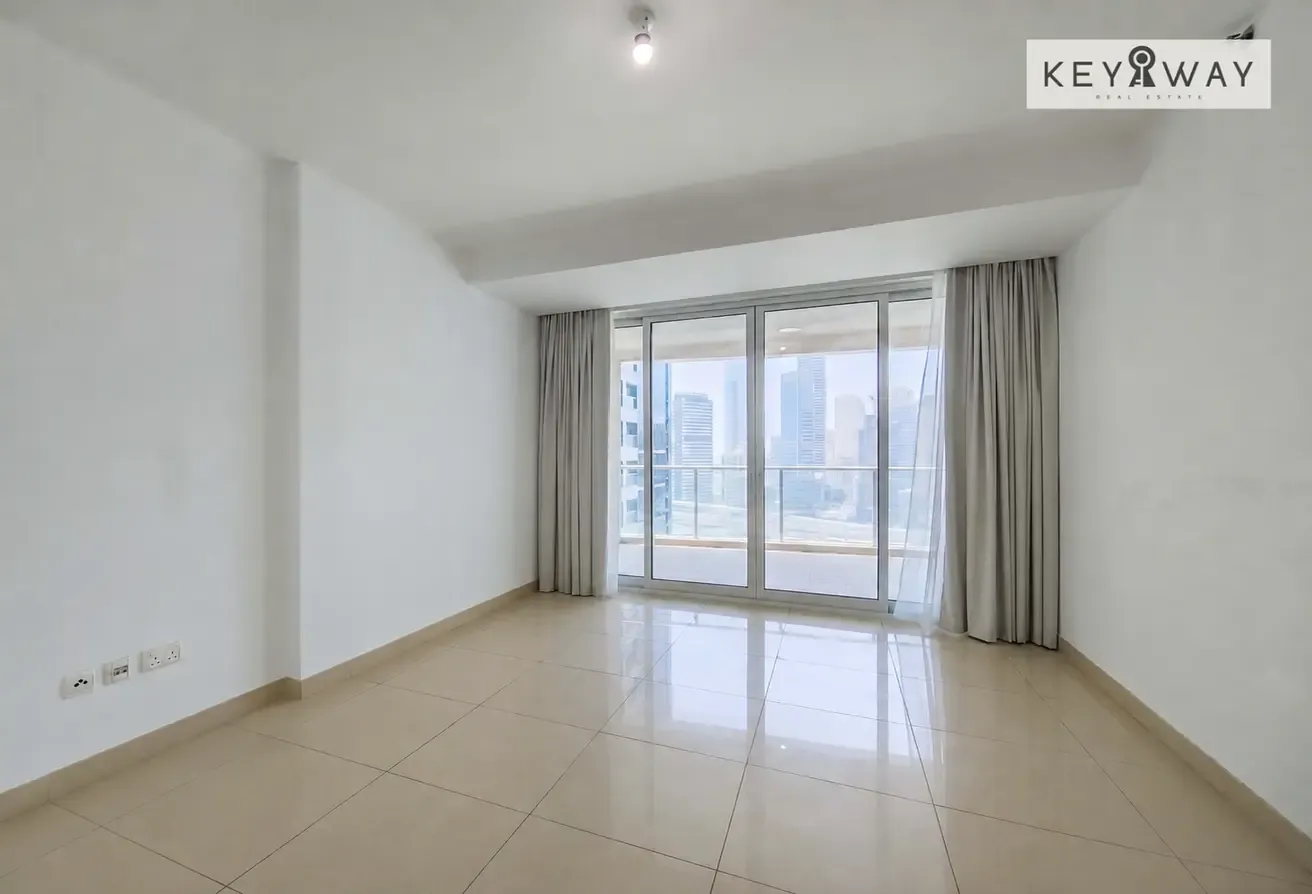 Spacious 1-Bedroom | Huge Balcony | Mid Floor