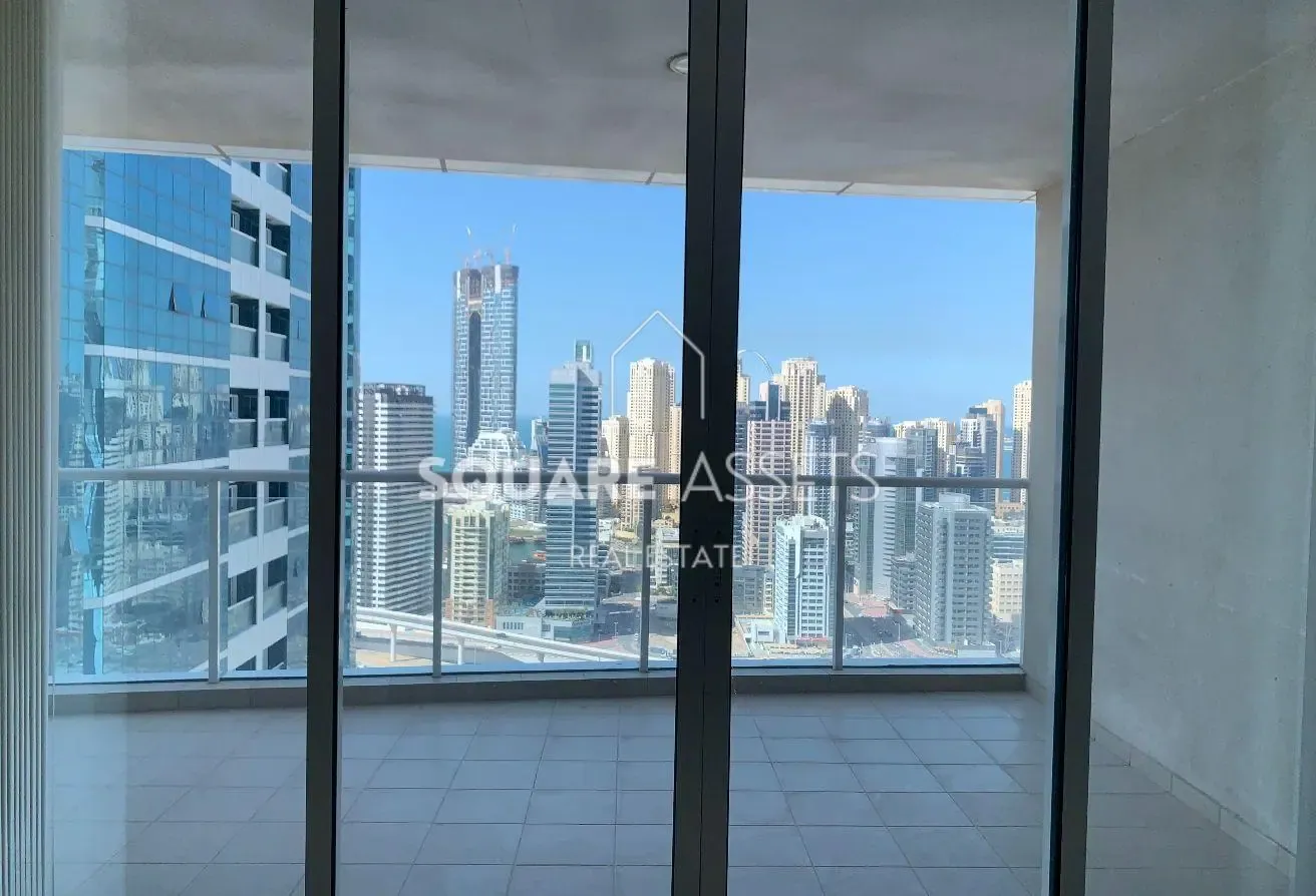 Spacious 1 Bedroom | Lake &  Marina Skyline View