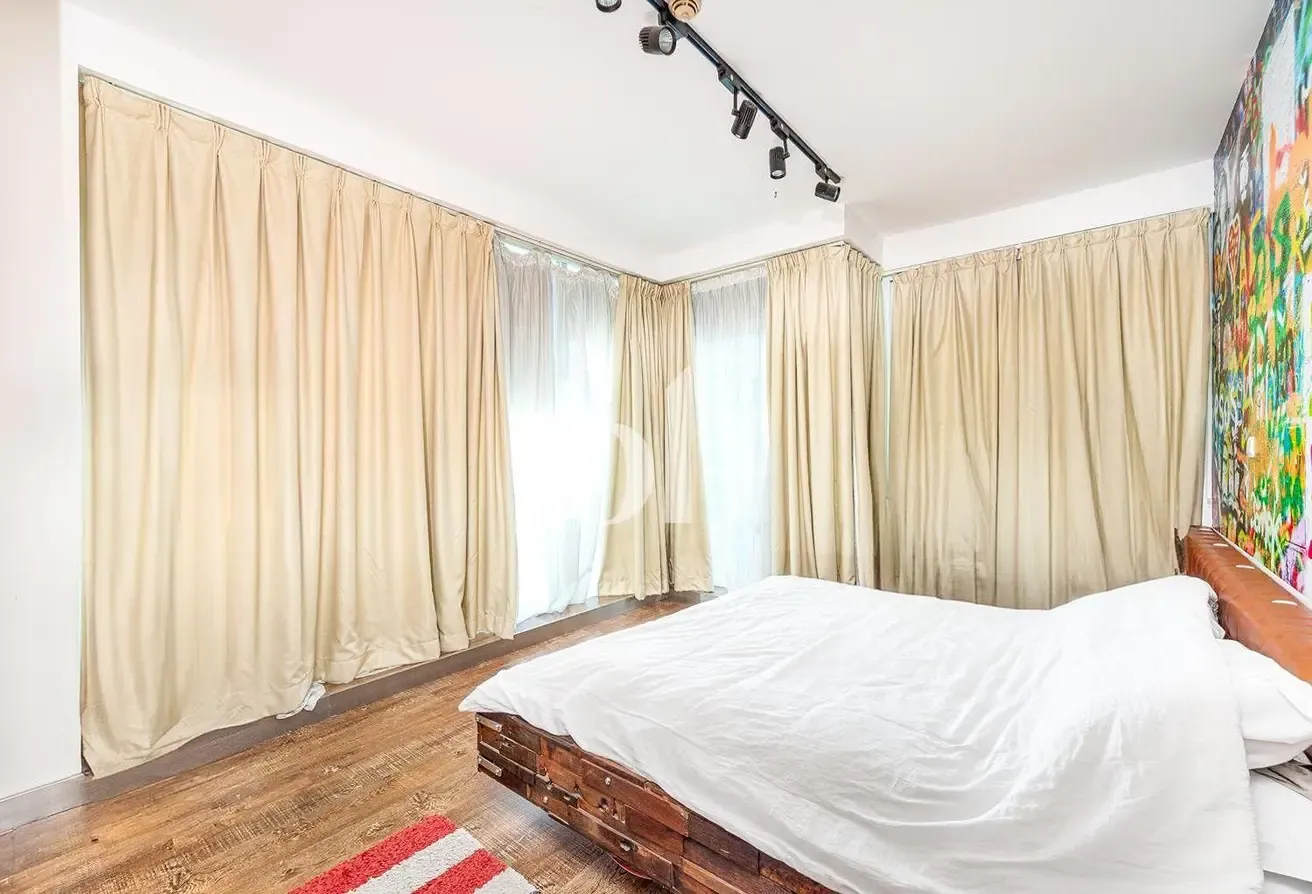 1BR Furnished | Lagoon View | Mid Floor