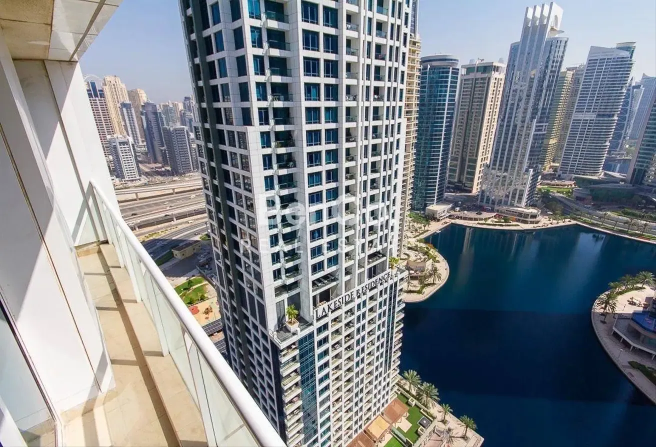 Amazing Tower | Large Layout | Fully Furnished