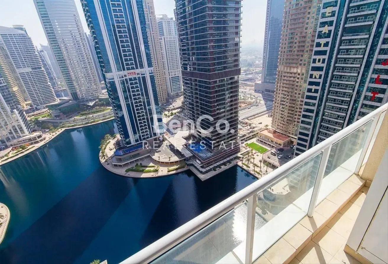 Amazing Tower | Large Layout | Fully Furnished
