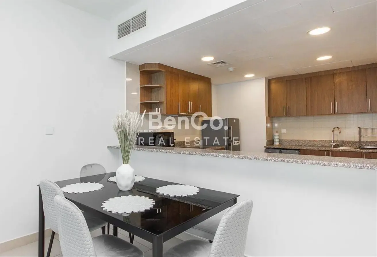 Amazing Tower | Large Layout | Fully Furnished