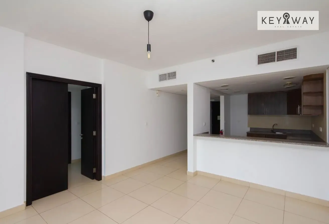 Spacious 1-Bedroom | Huge balcony | Mid floor