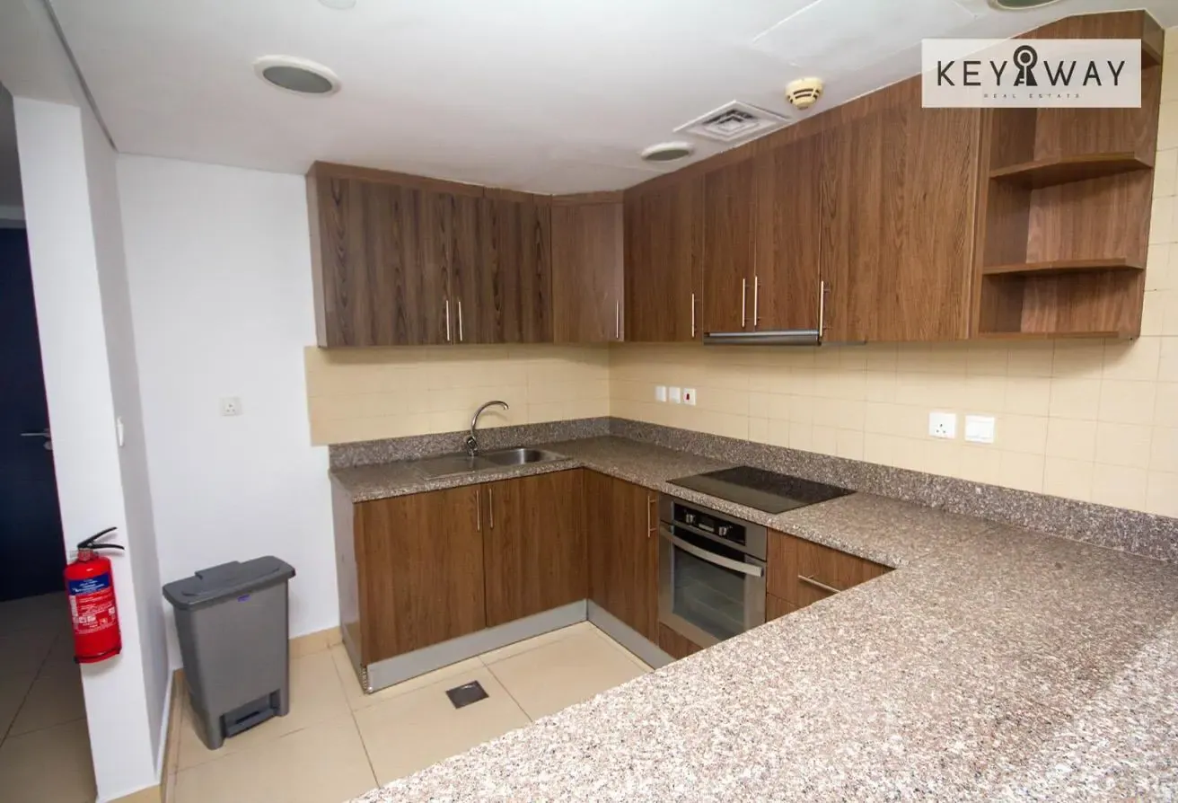 Spacious 1-Bedroom | Huge balcony | Mid floor