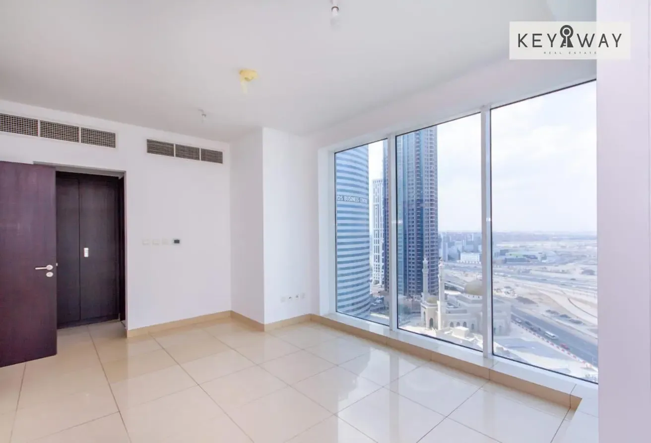Soon to be Vacant | Corner Unit | Panoramic Window
