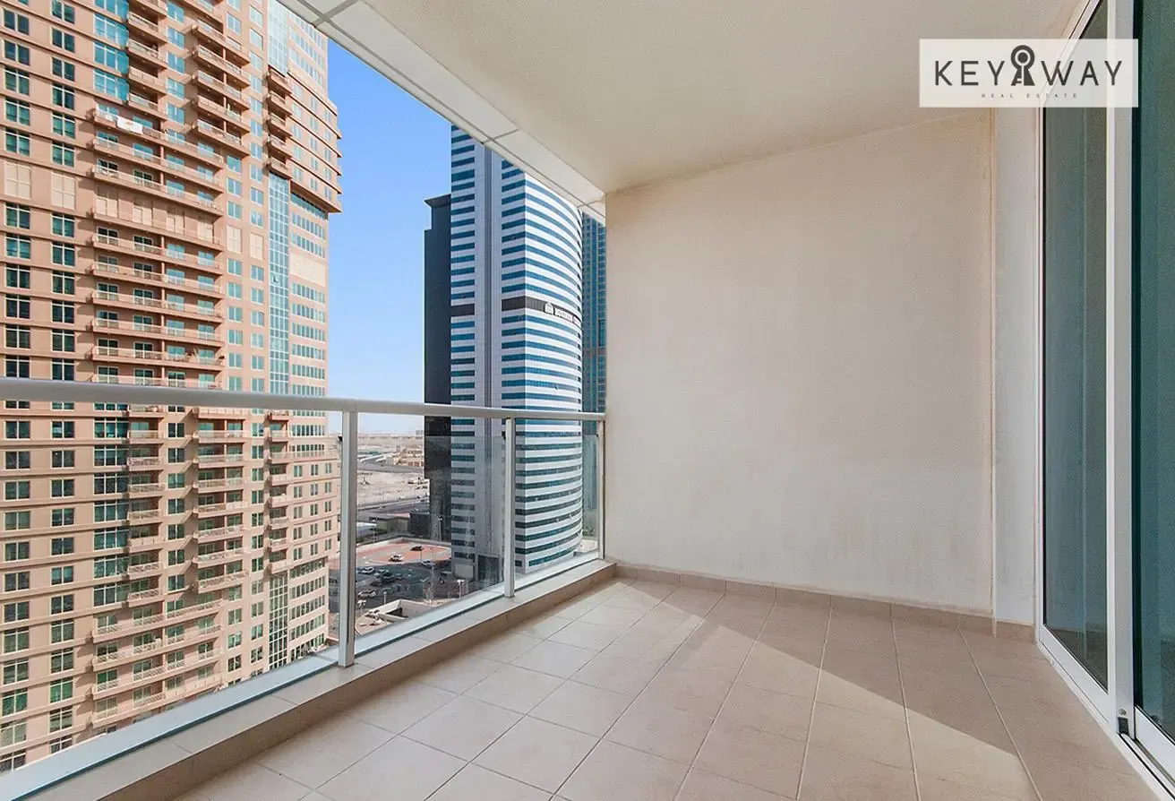 Modern Studio | Large Studio | Prime Location
