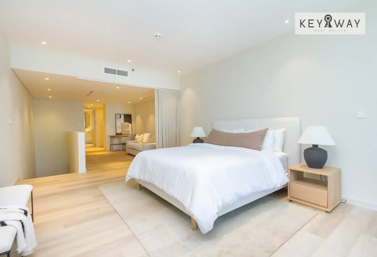 Fully upgraded | Ready to move in | Huge loft