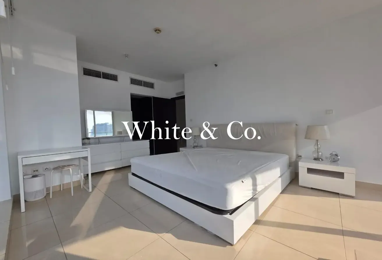 HIGH FLOOR | FURNISHED | VACANT SOON