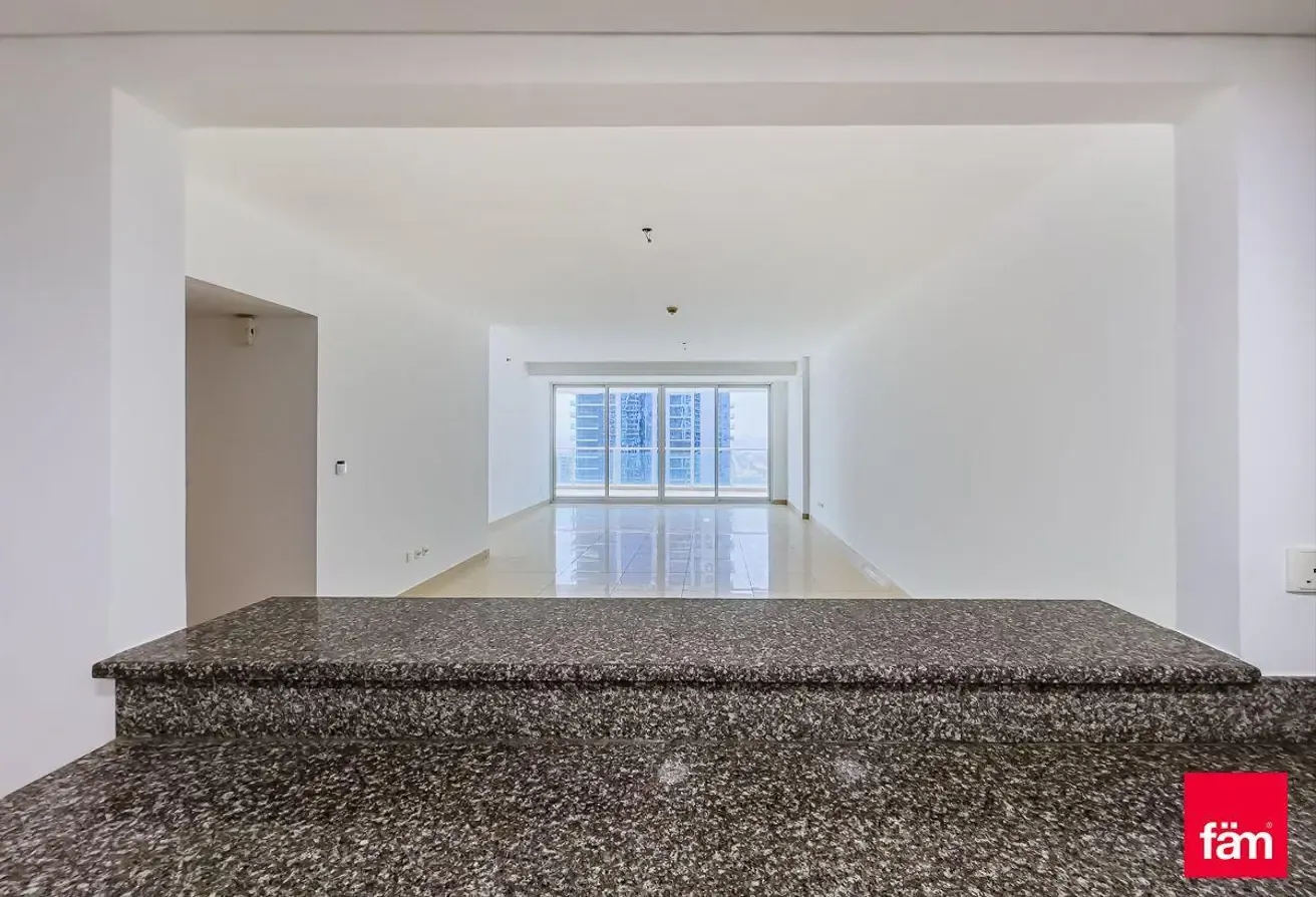 Fantastic Views / Available Sept 2026 / High Floor