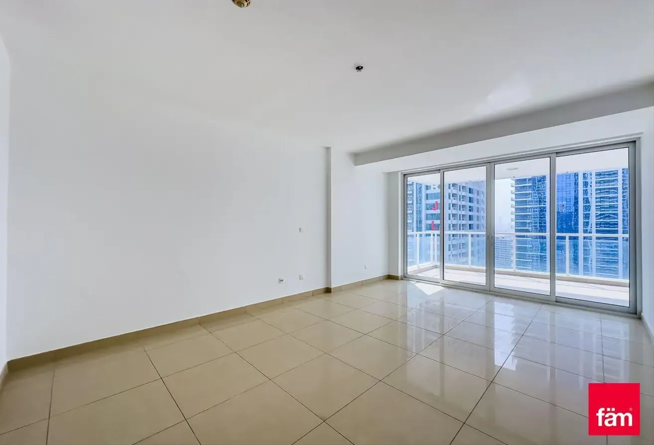 Fantastic Views / Available Sept 2026 / High Floor