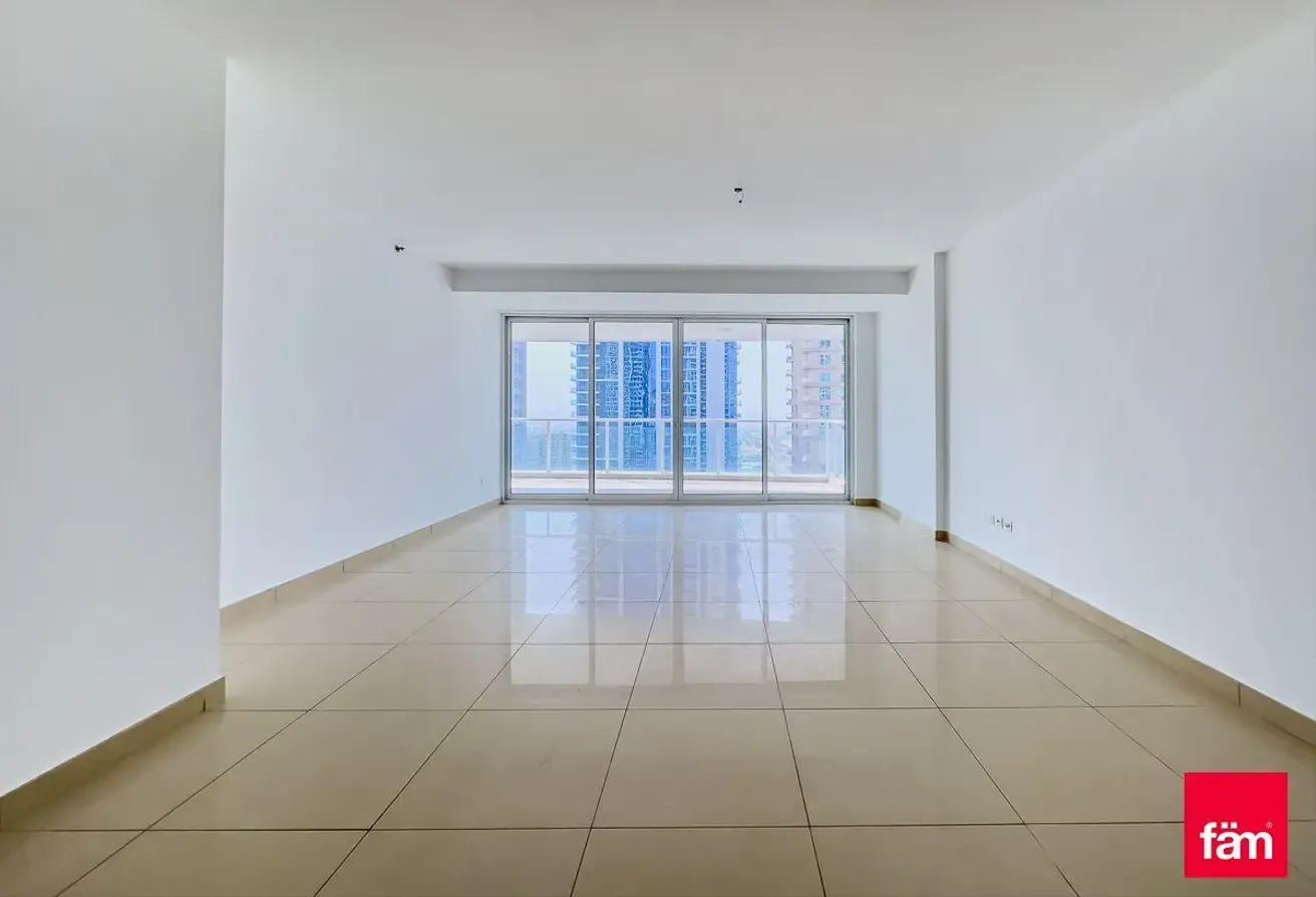 Fantastic Views / Available Sept 2026 / High Floor