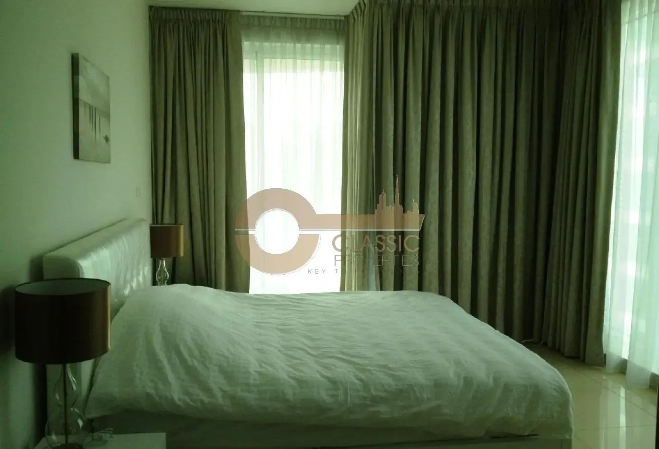 FULLY FURNISHED 1 BED APARTMENT | LAKE VIEW