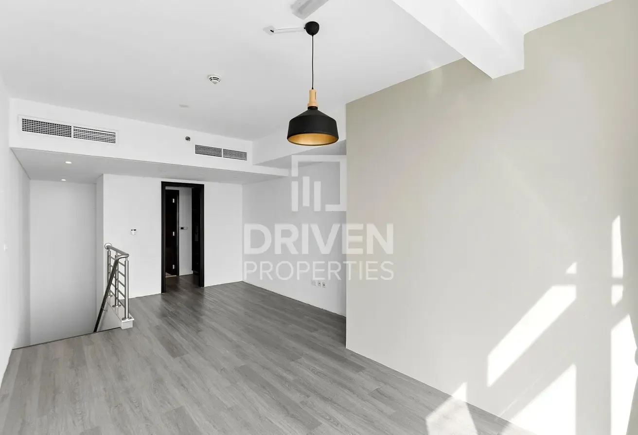 Ready to move in | High floor | Prime Location