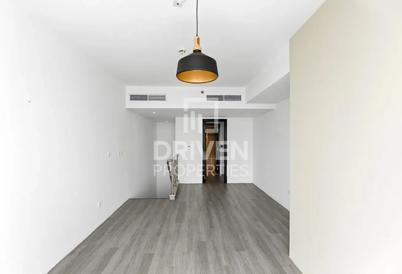 Ready to move in | High floor | Prime Location