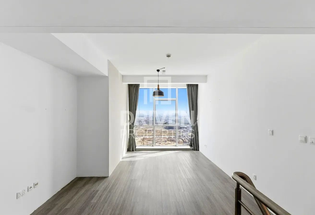 Ready to move in | High floor | Prime Location