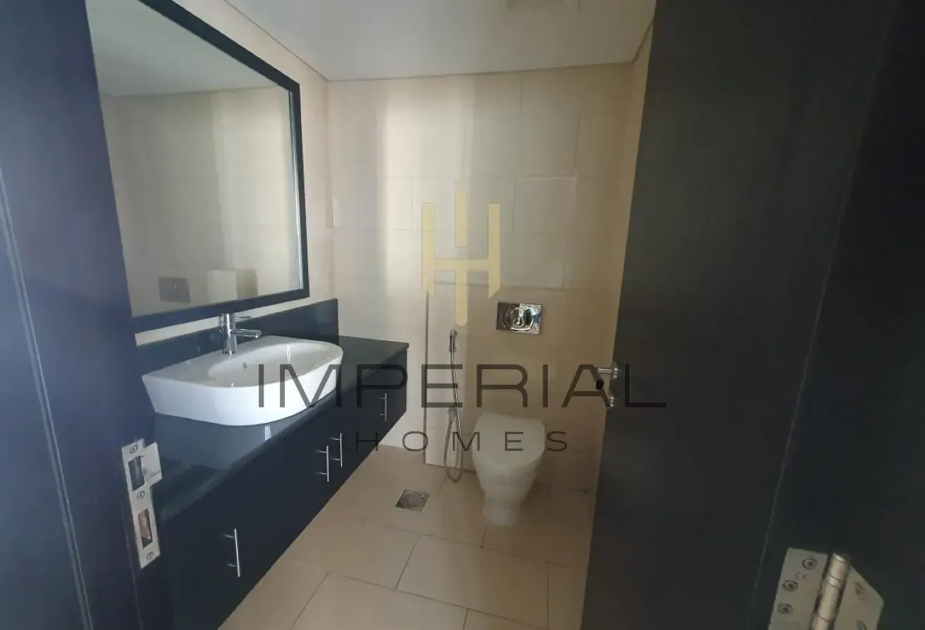 Corner Unit | Lake View | 1994sqft | Balcony @155k