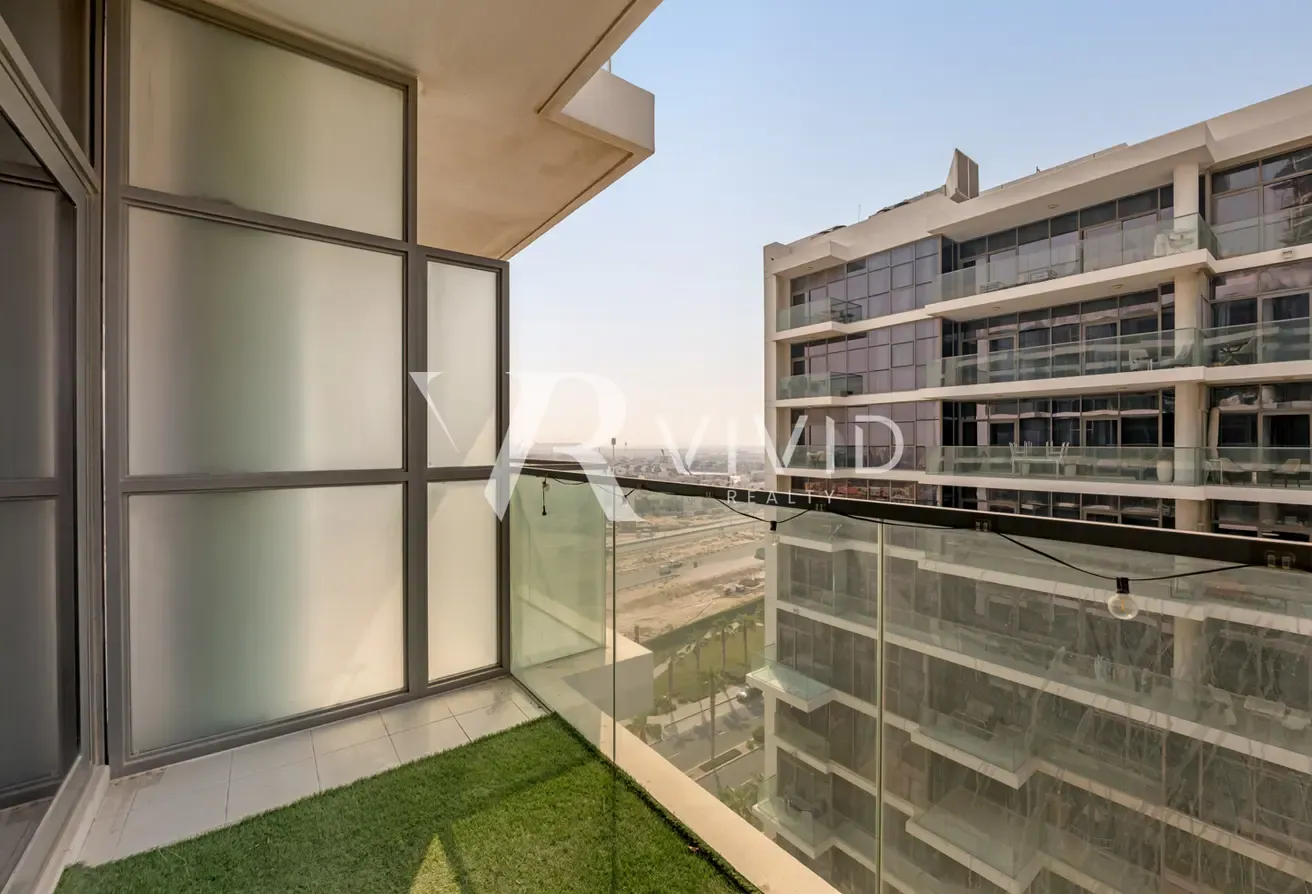 Golf View | Spacious 1BR | Vacant | Best Value