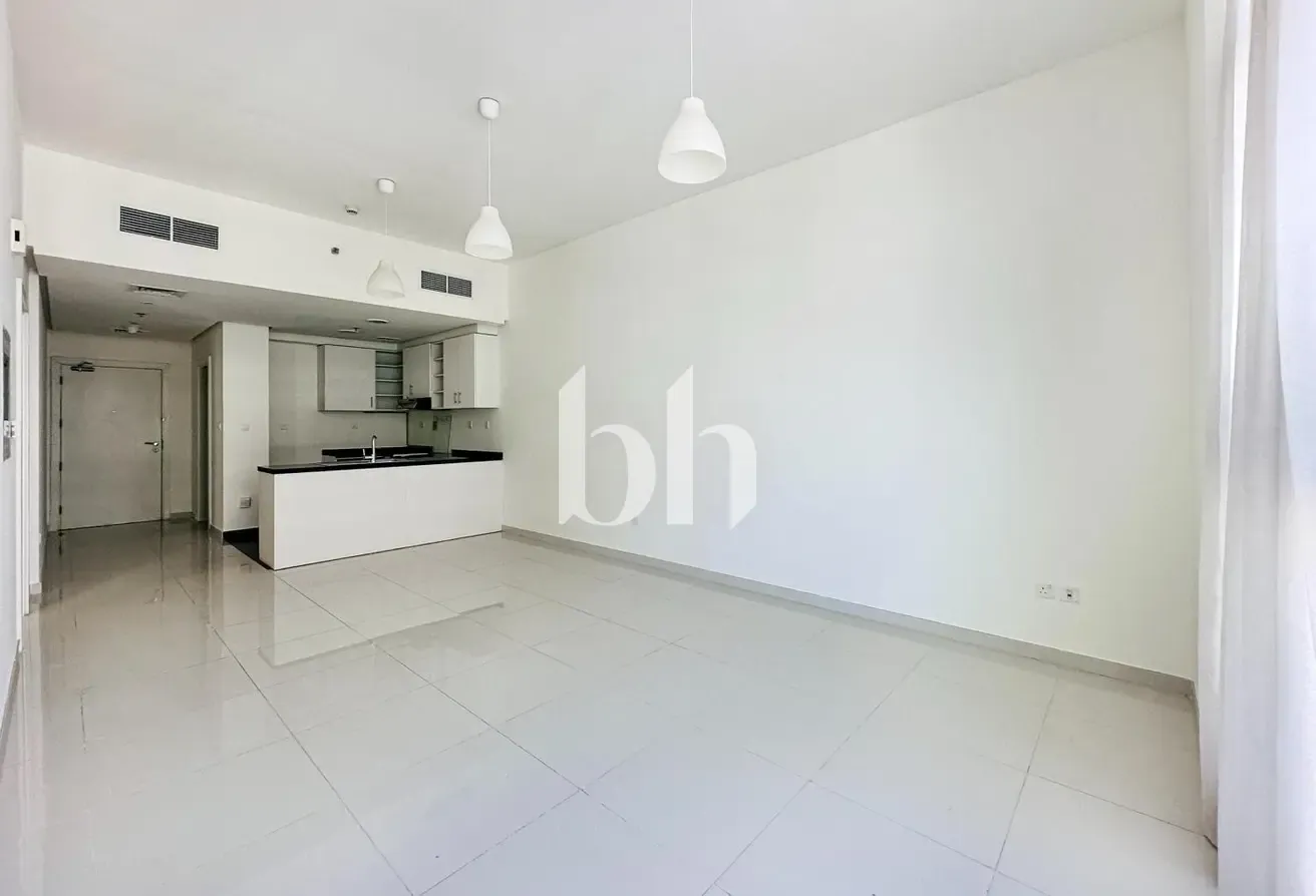 Mid Floor | Vacant | Unfurnished | Managed