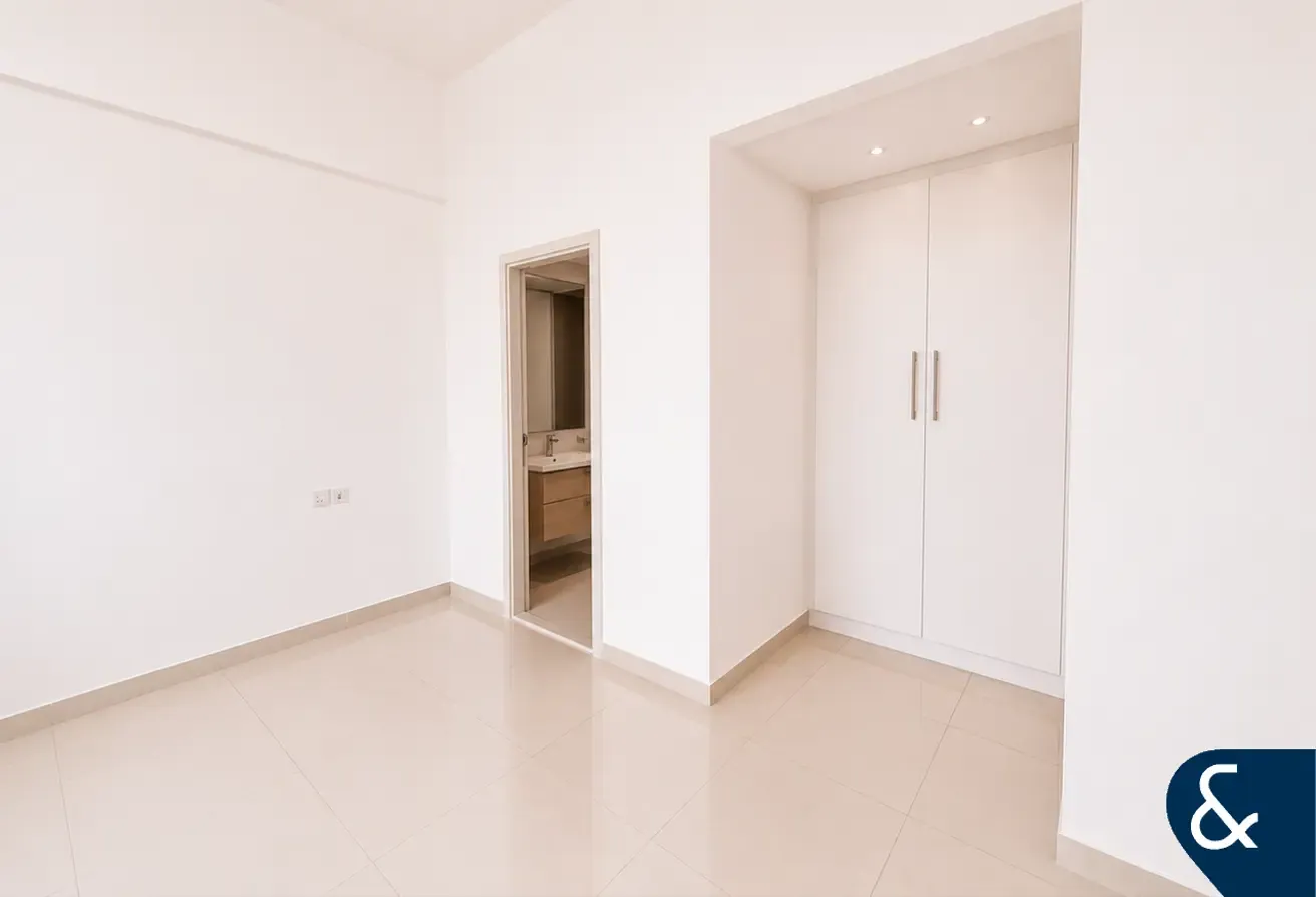 Golf Course Views | Top Floor | Corner Unit