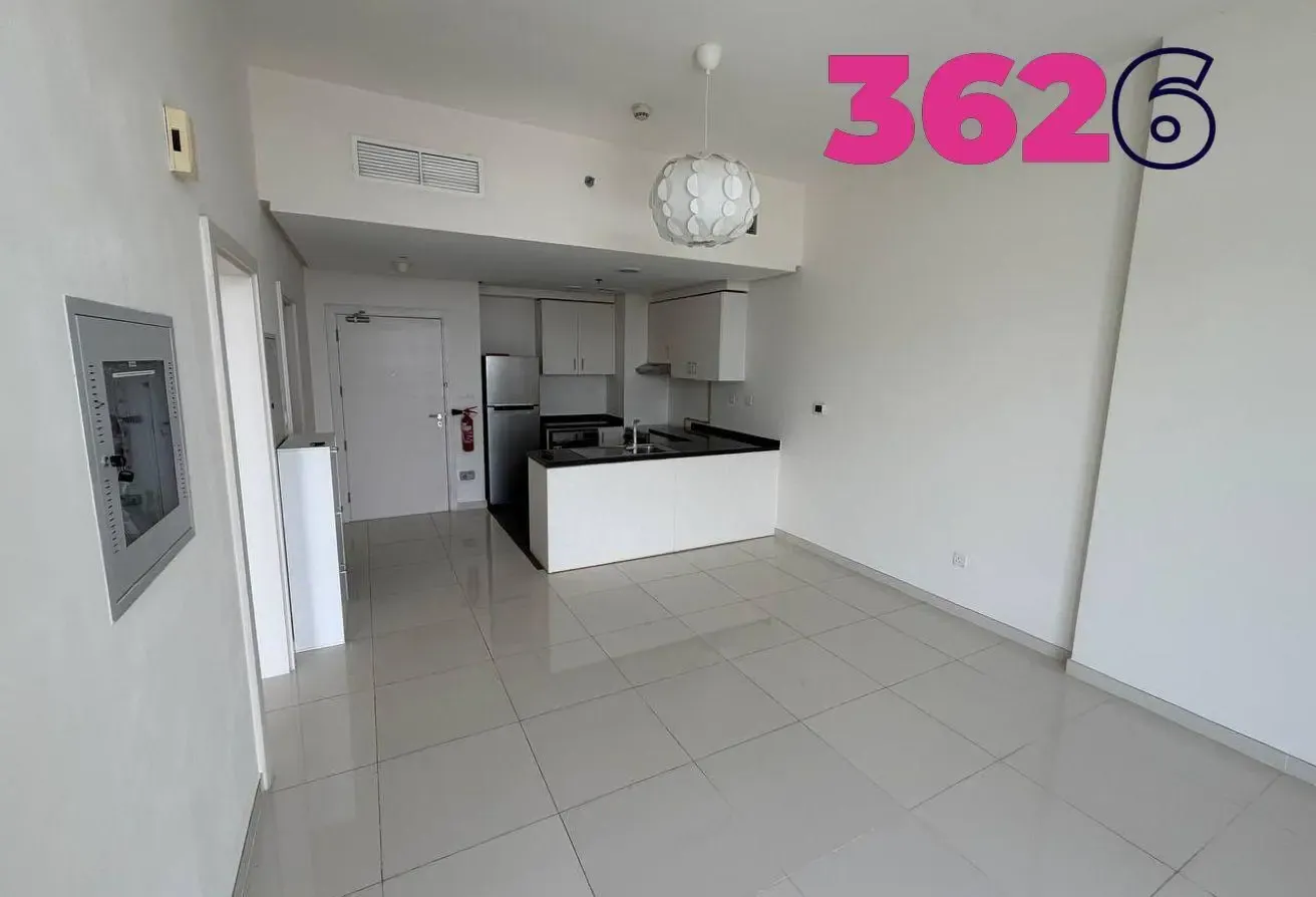 Vacant Now | Golf Course View | Spacious 1BR