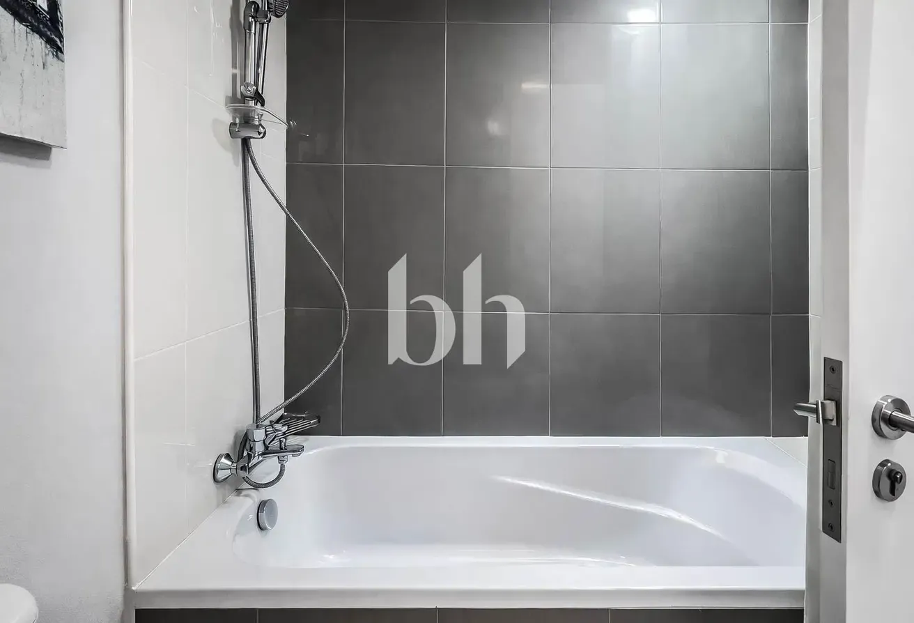 Luxurious Fully Furnished 1 Bed | 12 Cheques