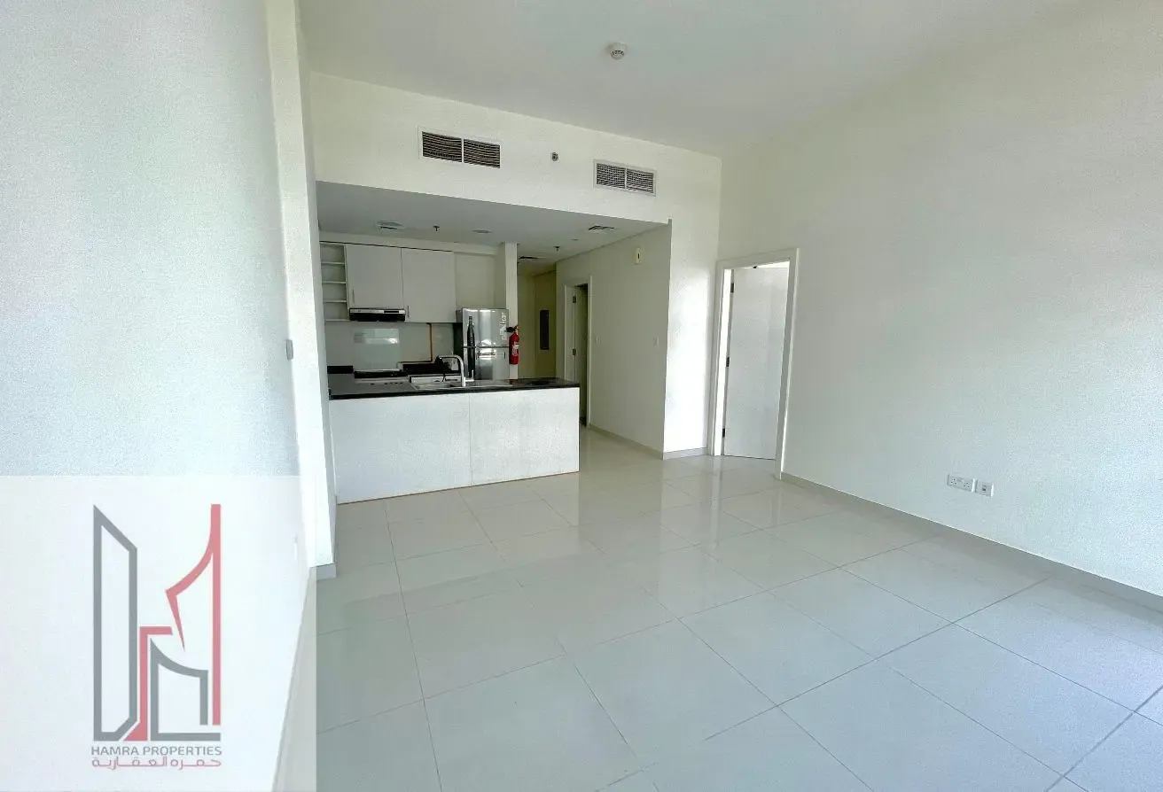 Well maintained | Golf View | Spacious | 1 Bed