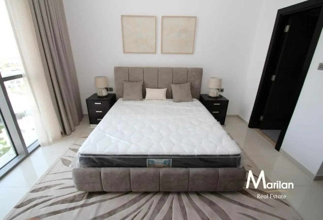 Golf Course View | Fully Furnished |Ready to Move