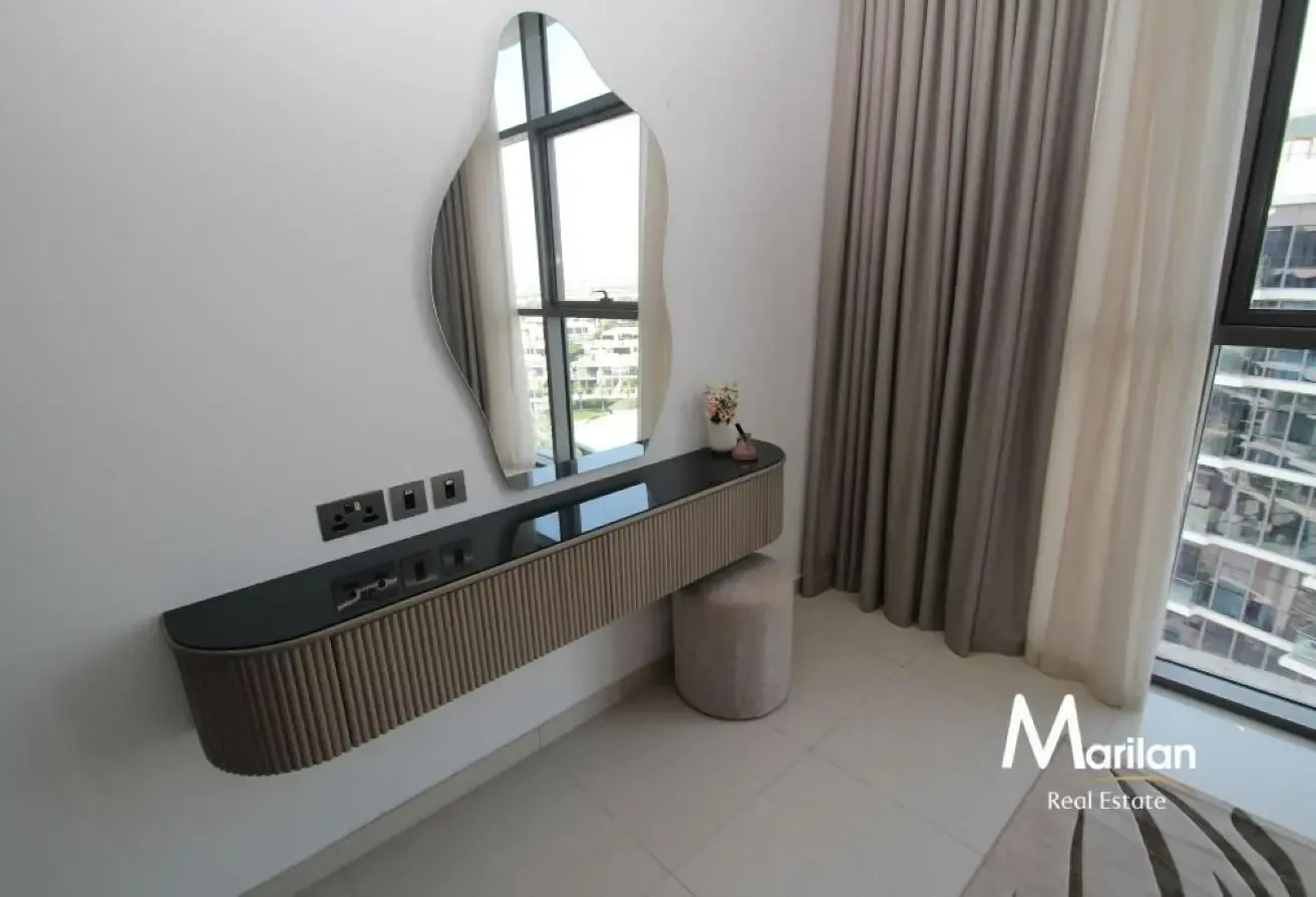 Golf Course View | Fully Furnished |Ready to Move
