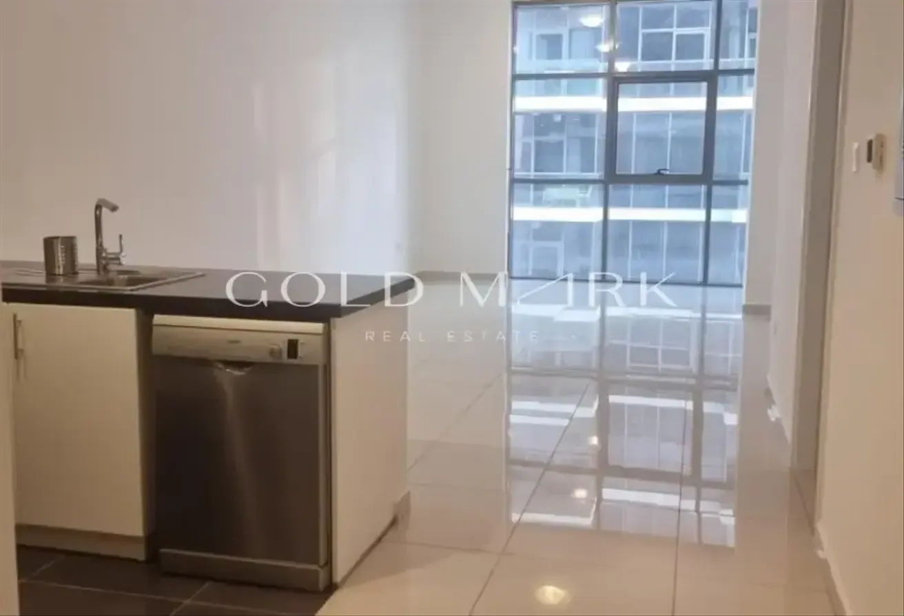 Golf Panorama B | Spacious 1 BR | Available Sept 1