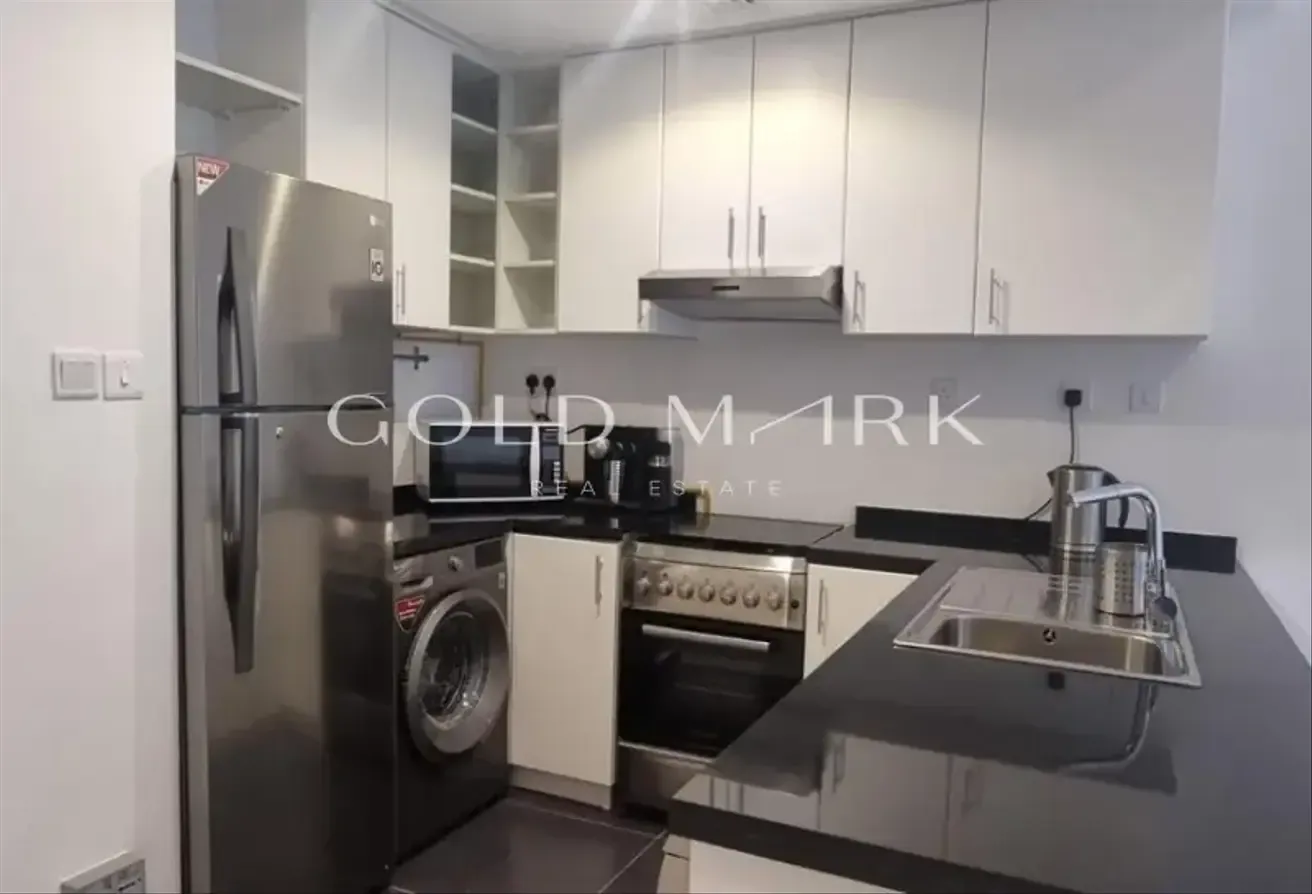 Golf Panorama B | Spacious 1 BR | Available Sept 1