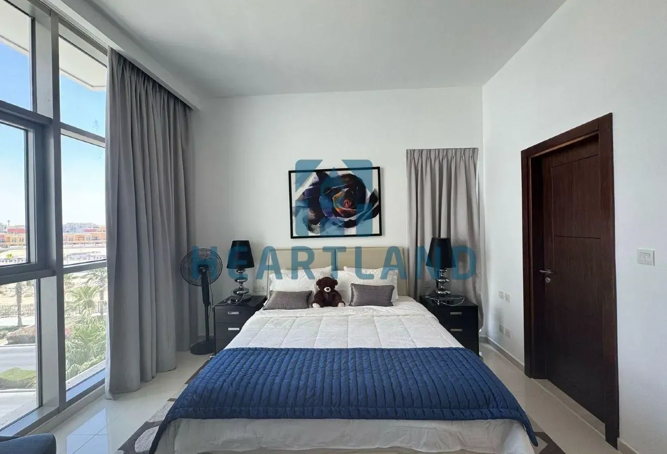 12 Cheques | 1 BHK Fully Furnished Golf Promenade
