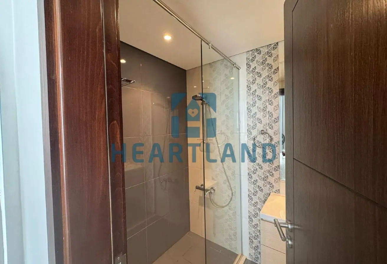 12 Cheques | 1 BHK Fully Furnished Golf Promenade