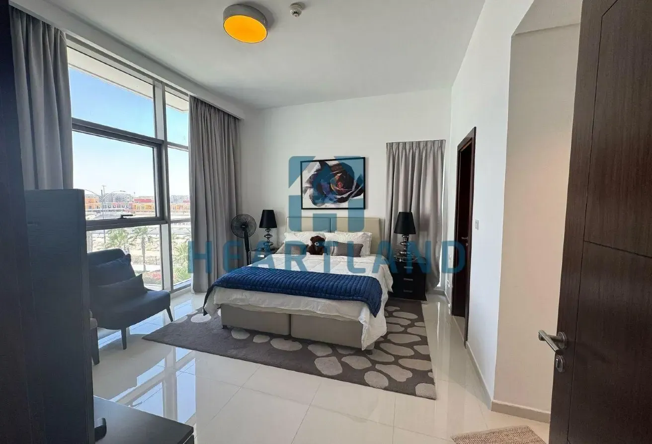 12 Cheques | 1 BHK Fully Furnished Golf Promenade