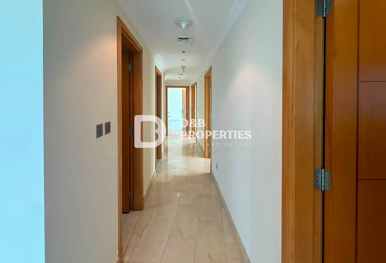 Full Marina View | Spacious | Vacant
